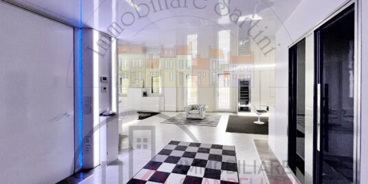 SERRAVALLE – Loft di design con giardino, dependance, garage